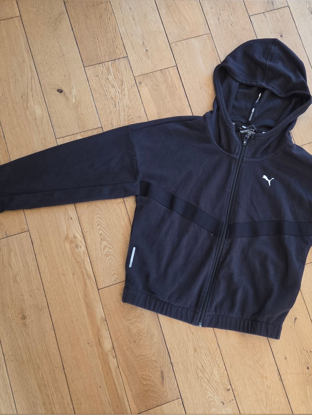 Puma Woman Black Zip-Up Hoodie Sweatshirt Size Small